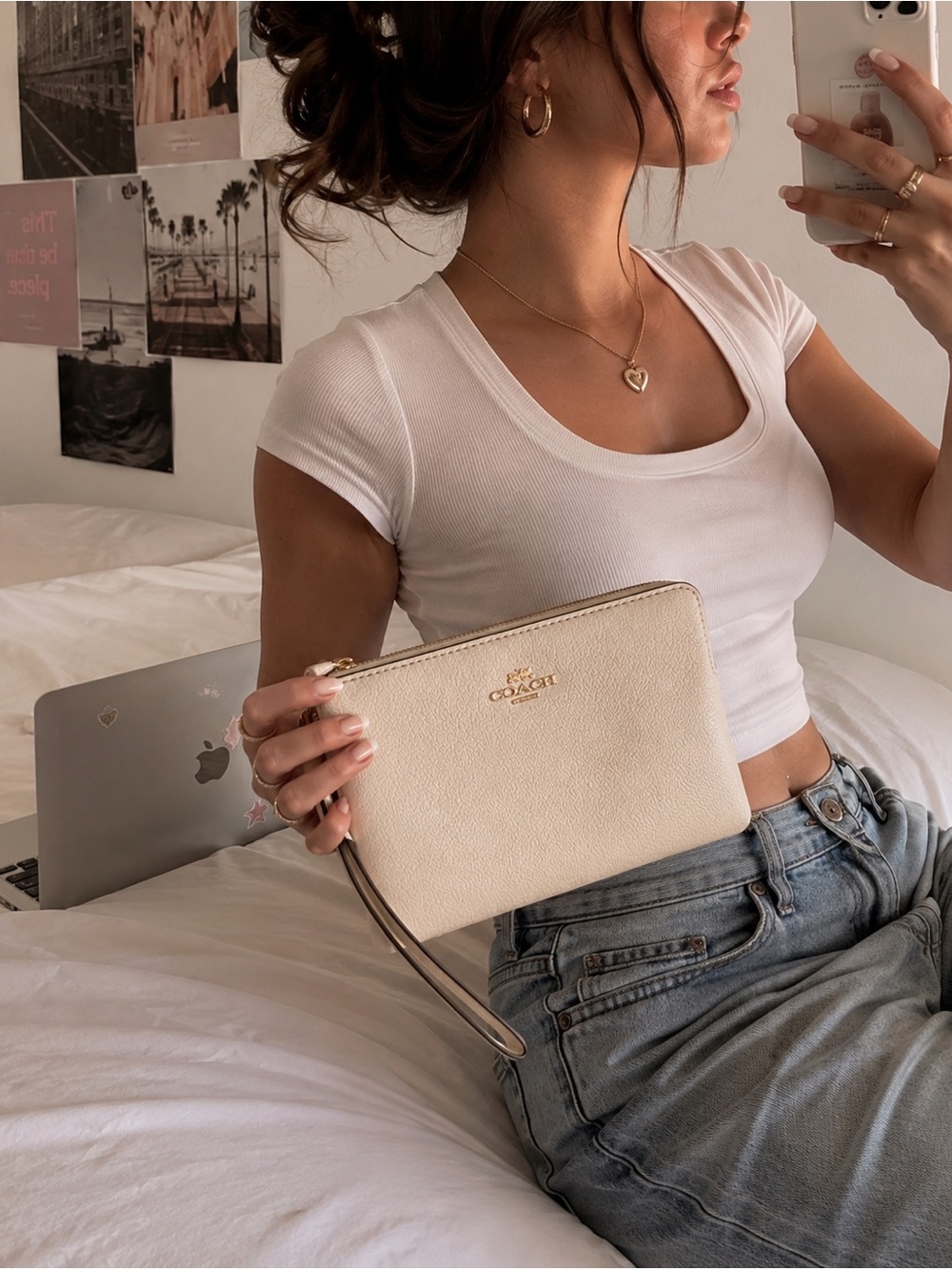 Coach Cream Pebbled Leather Wristlet NWT ✨ Gold Hardware Y2K